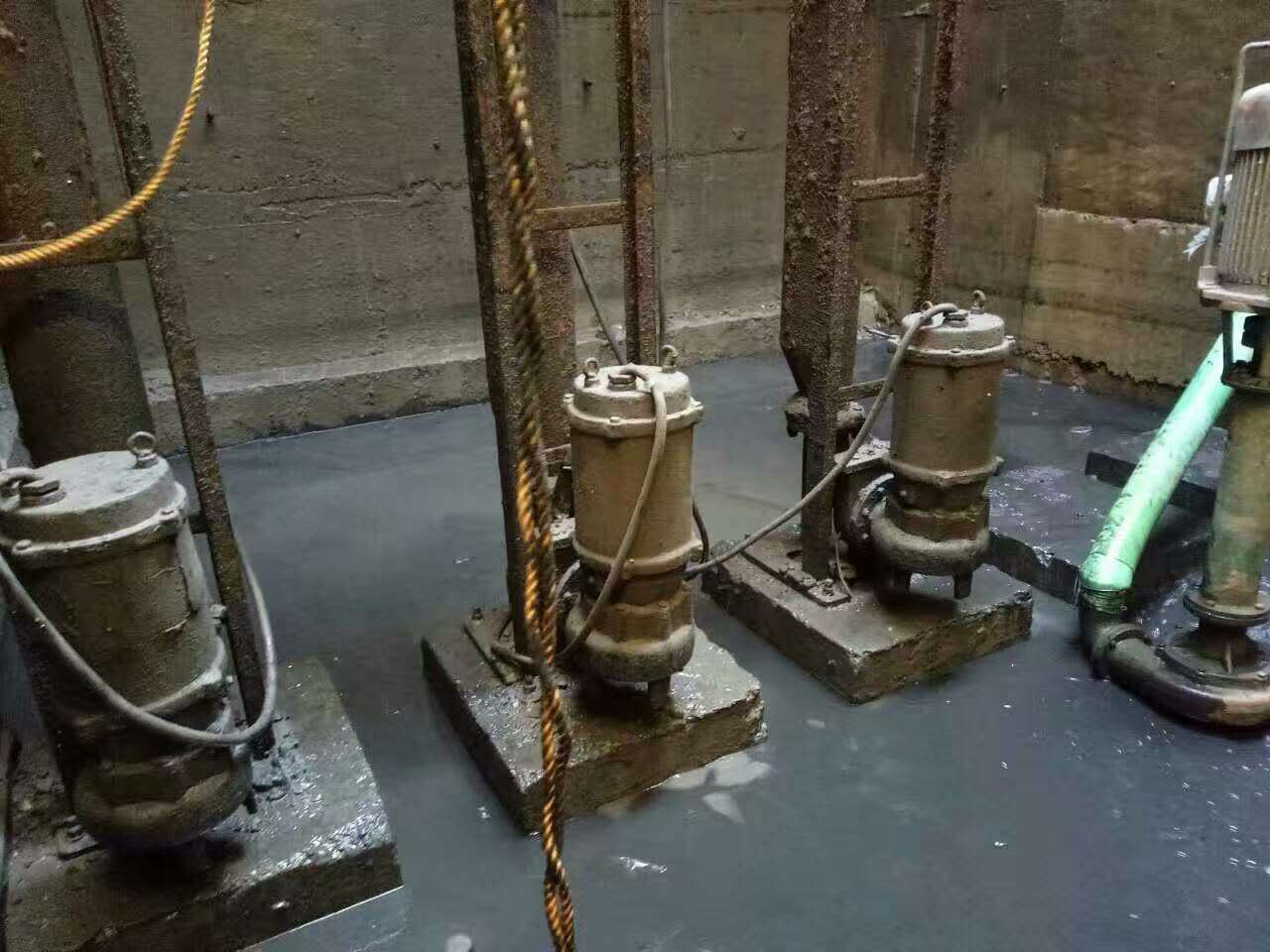 定陶污水池清理